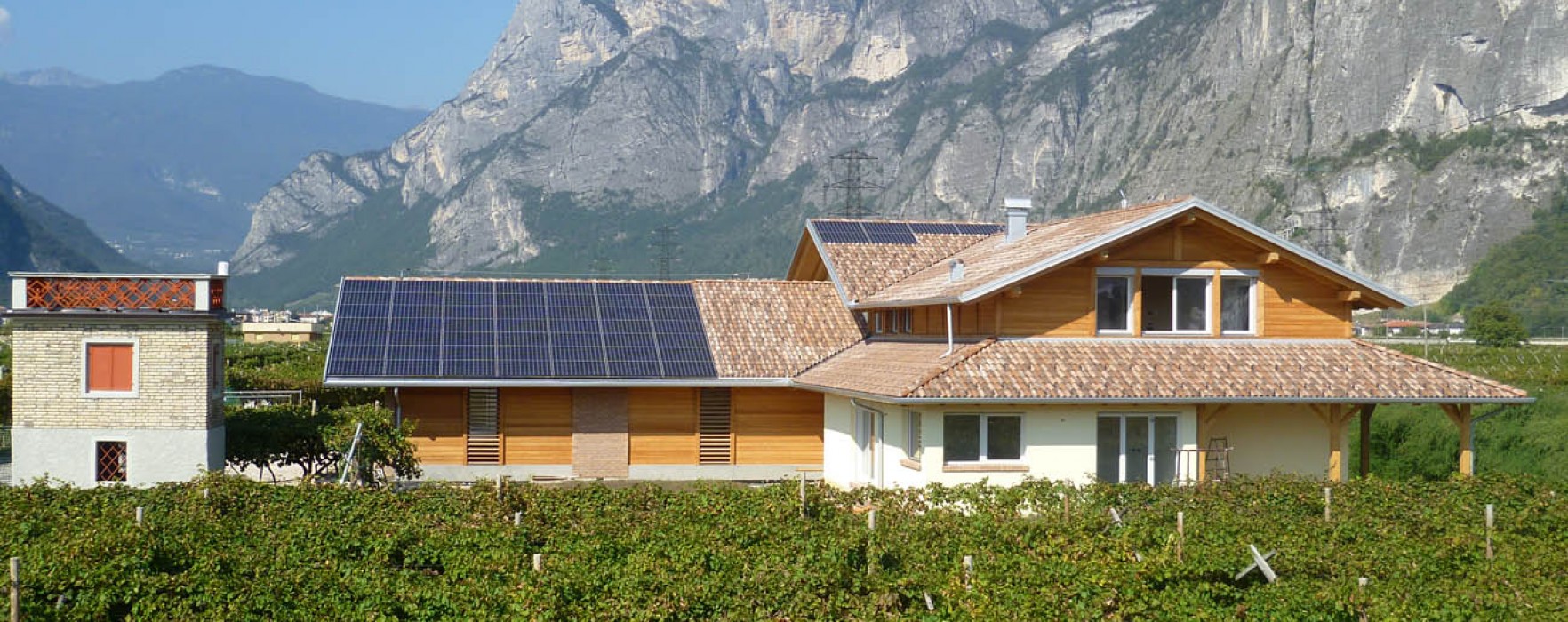 NORDHAUS – CASA PLURIFAMILIARE A MEZZOLOMBARDO